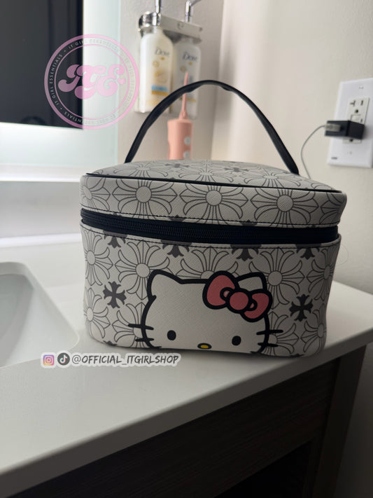 PRE-ORDER | It Girl Vanity Bag